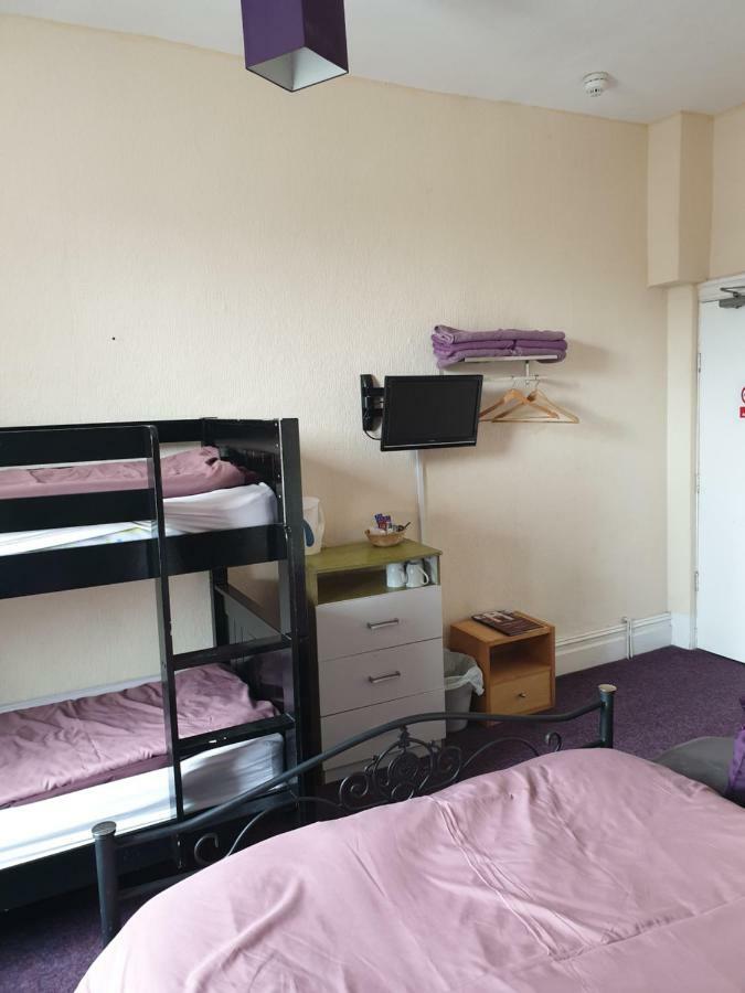 Foxhall Village Guest House Blackpool Eksteriør bilde